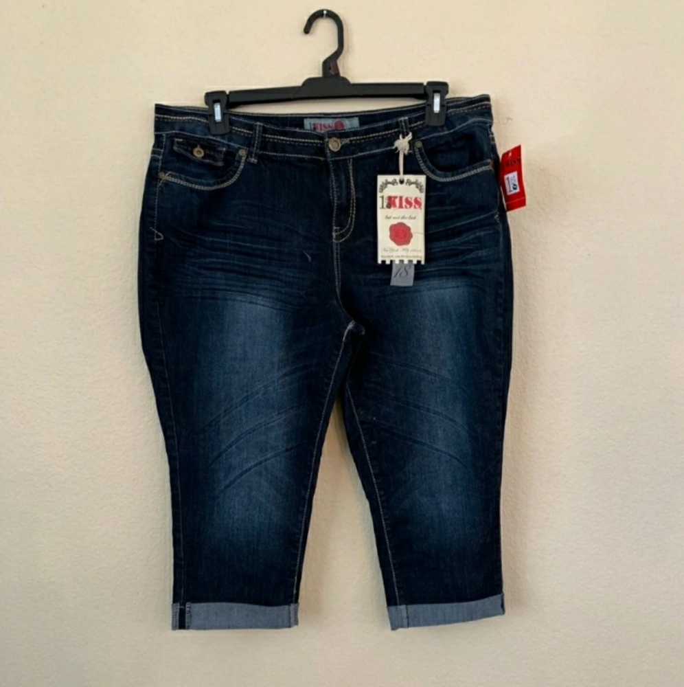 *SOLD ON MERCARI DO NOT BUY*